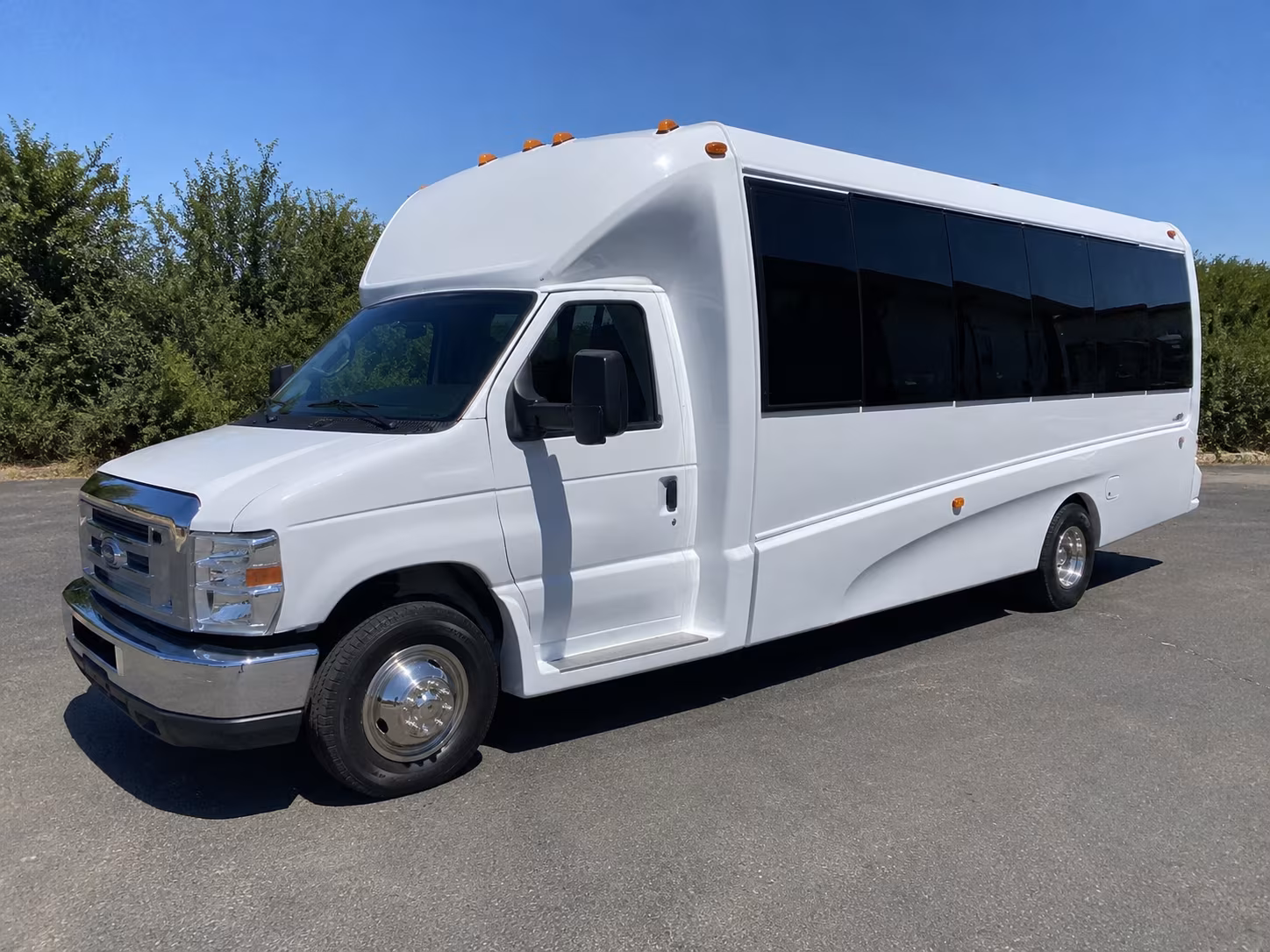 Perris Homecoming & Prom Party Bus Rentals