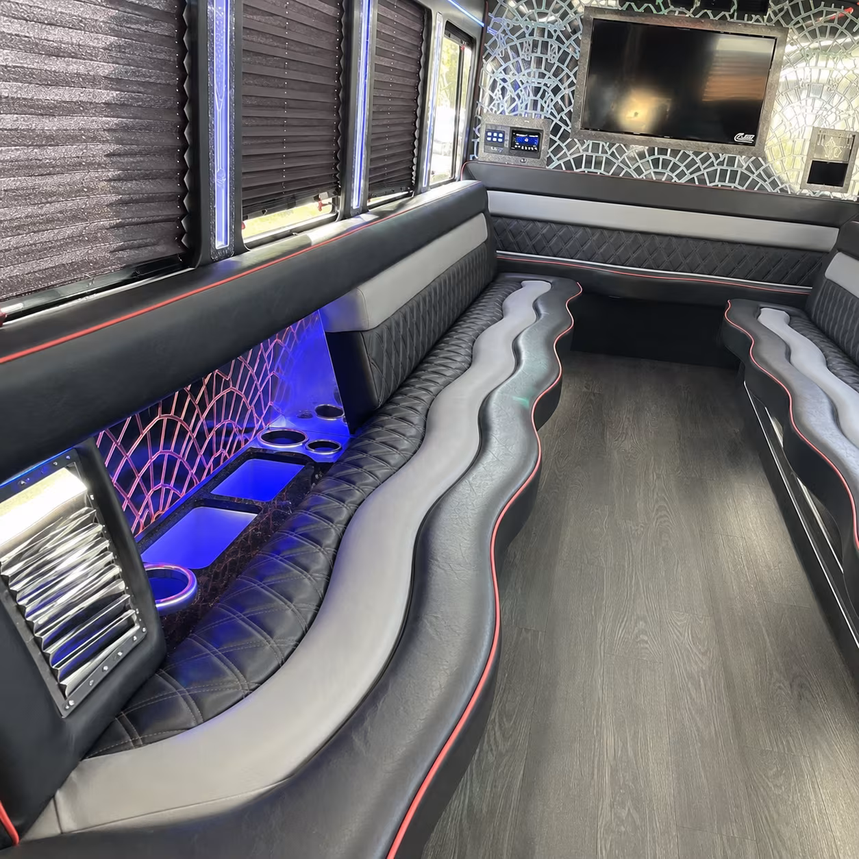 Temecula Birthday, Sweet 16, & Quinceañera Transportation group transportation