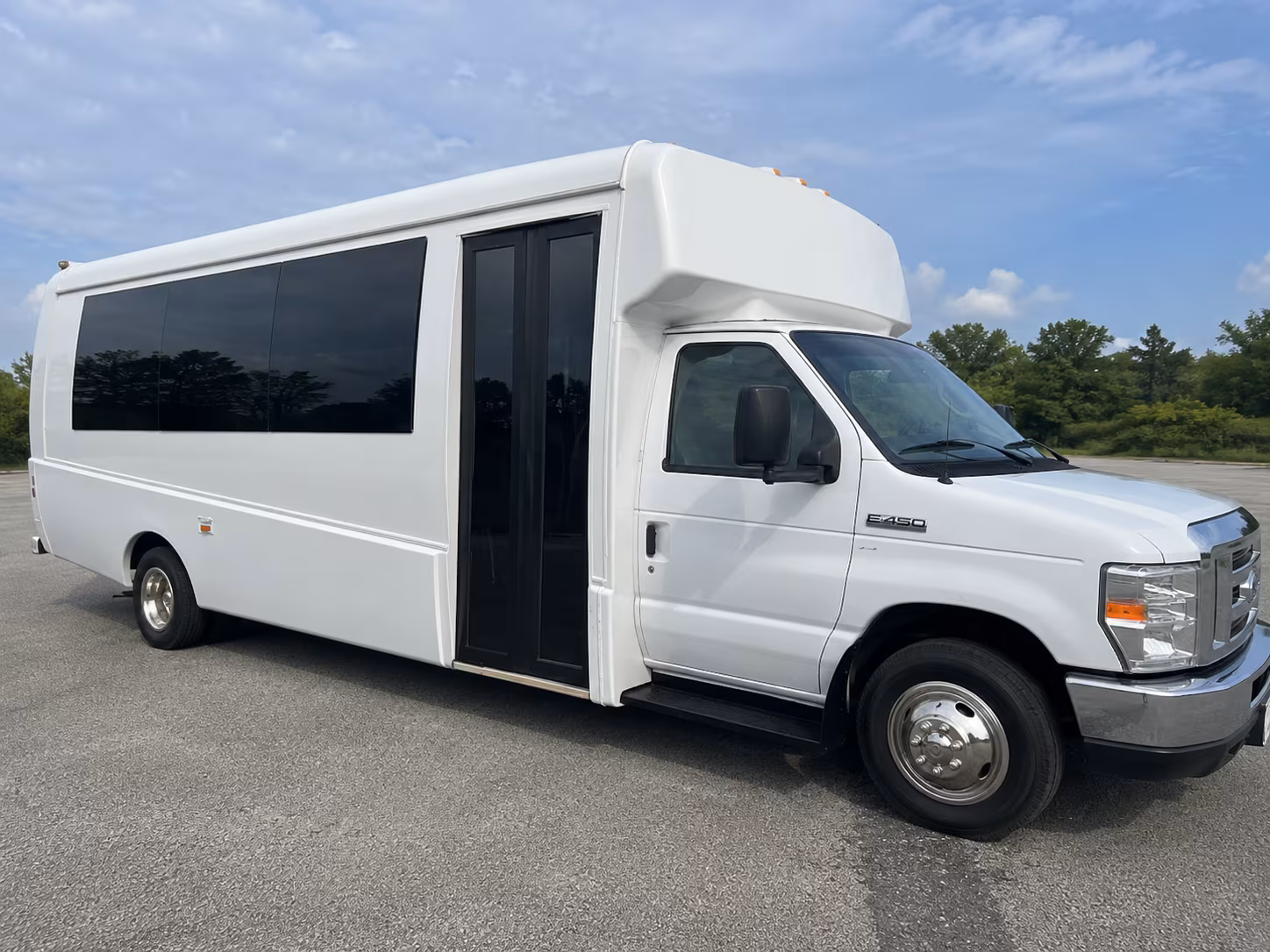 Temecula Winery Tour & Pub Crawl Transportation onboard seating